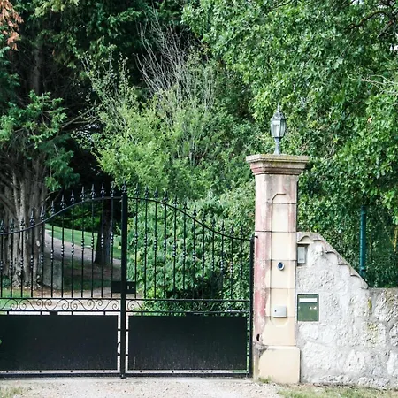 De Maurin Сasa de vacaciones